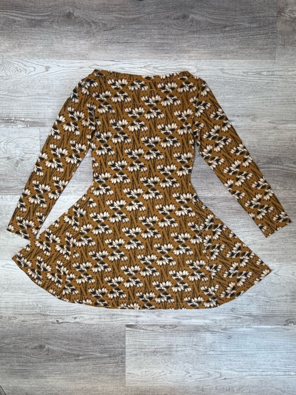 Effie's Heart The Relax Tunic Susan Mustard Floral Long-Sleeve Dress Size S NWT - Picture 8 of 13